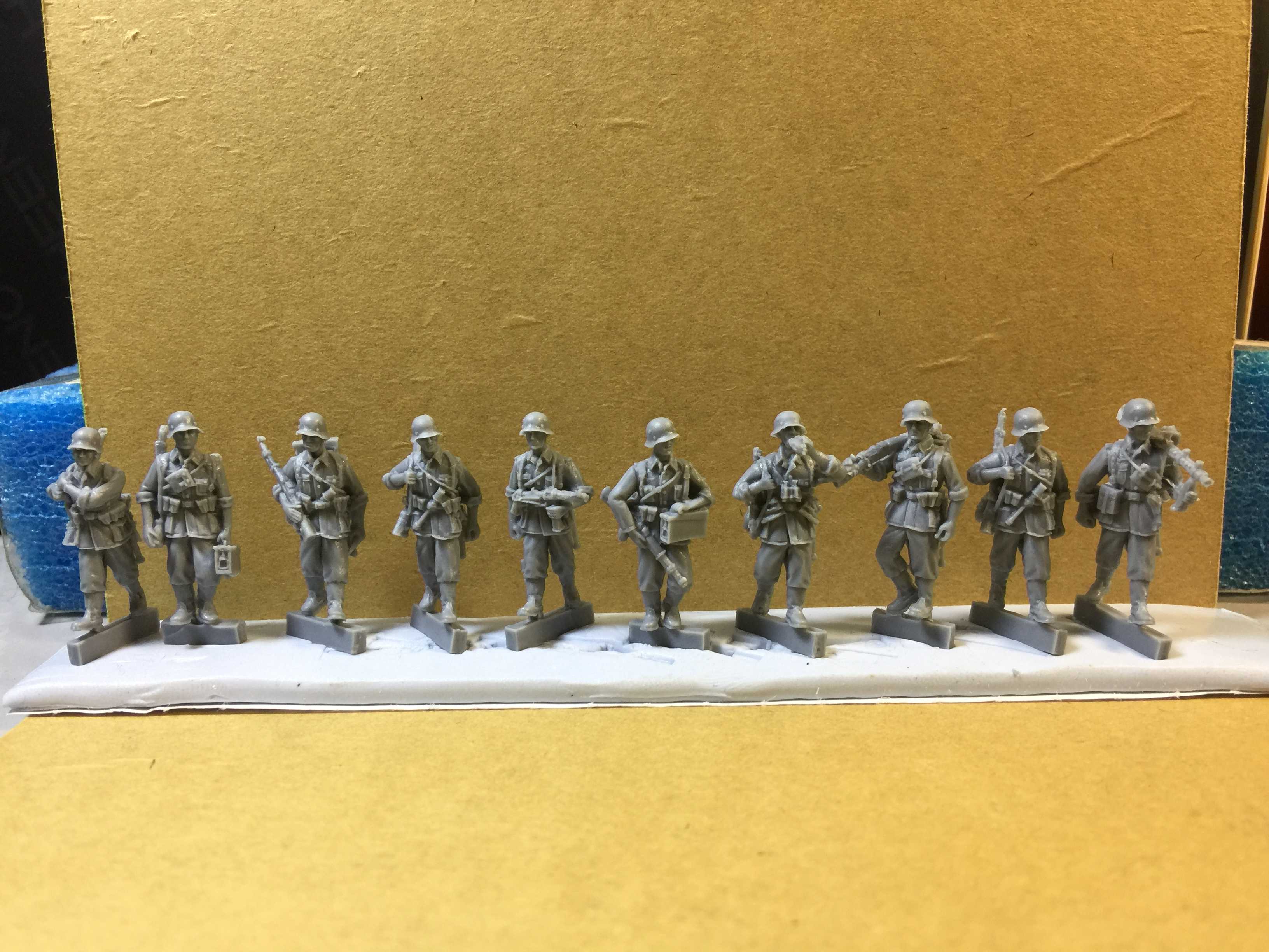 1/72二战德军行军状态10人组，素体树脂兵人