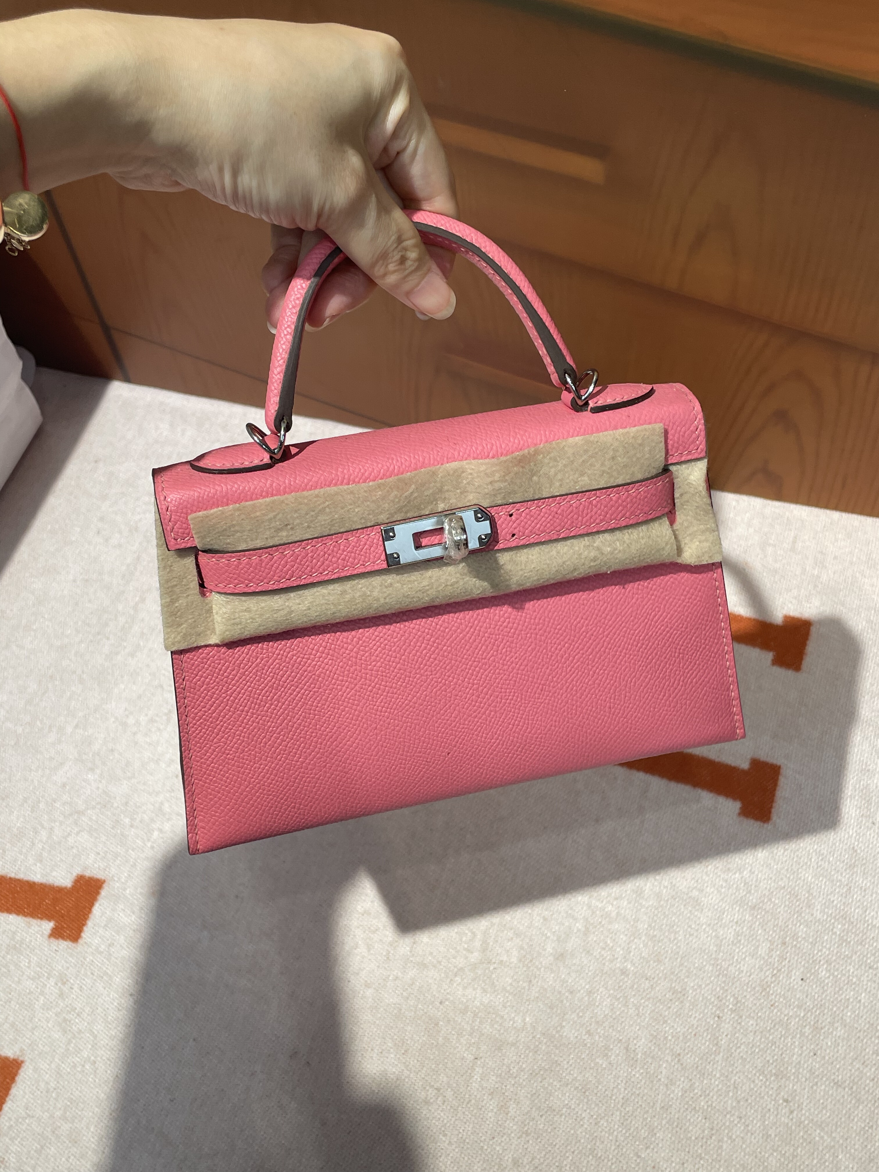 特价纯手缝凯莉包KL19迷你mini二代EP手掌纹银扣斜挎唇膏粉红手提