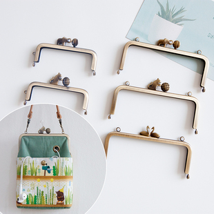 闹闹家方形光面精致动物头扫古无孔手机多用口金包团作口金配件