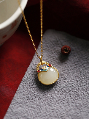 镶玉石复古风锁骨吊坠子可爱项链