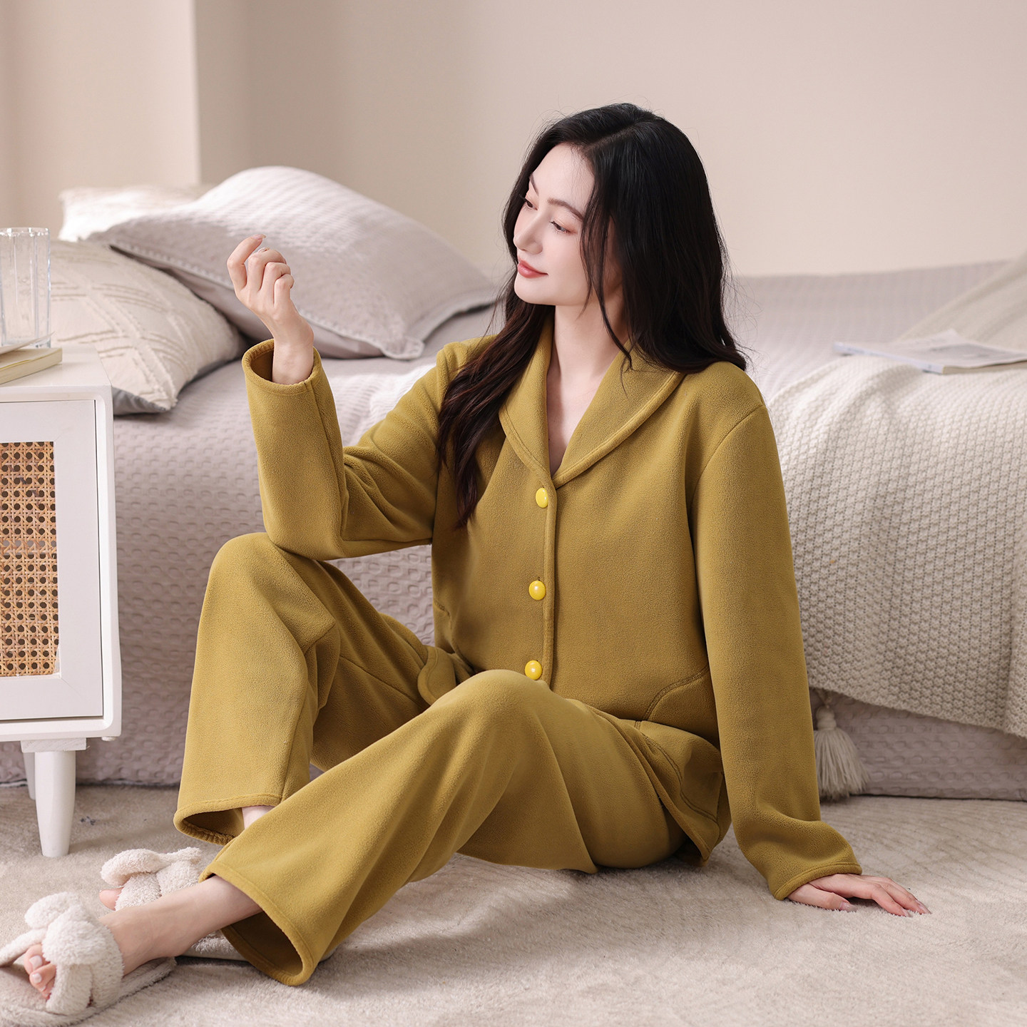 奥粒绒睡衣女秋冬季加厚保暖珊瑚绒女款开衫时尚可外穿家居服套装