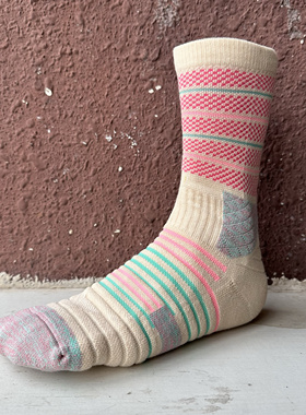 UZPO篮球袜子男高帮美式训练毛巾底运动精英袜子男高帮耐磨粉条纹