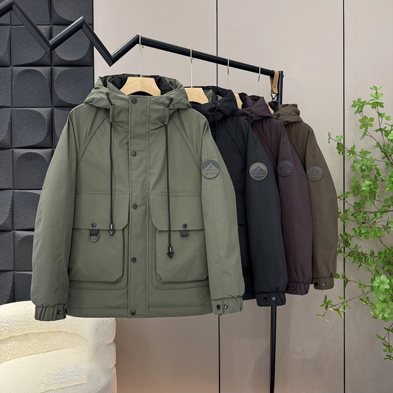 重磅白鸭绒时尚保暖连帽羽绒服