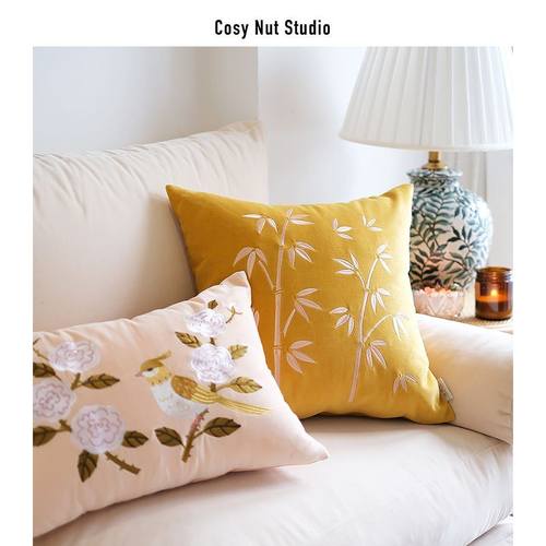 慢松球轻奢黄色竹子抱枕刺绣法式抱枕客厅沙发靠垫复古绣花