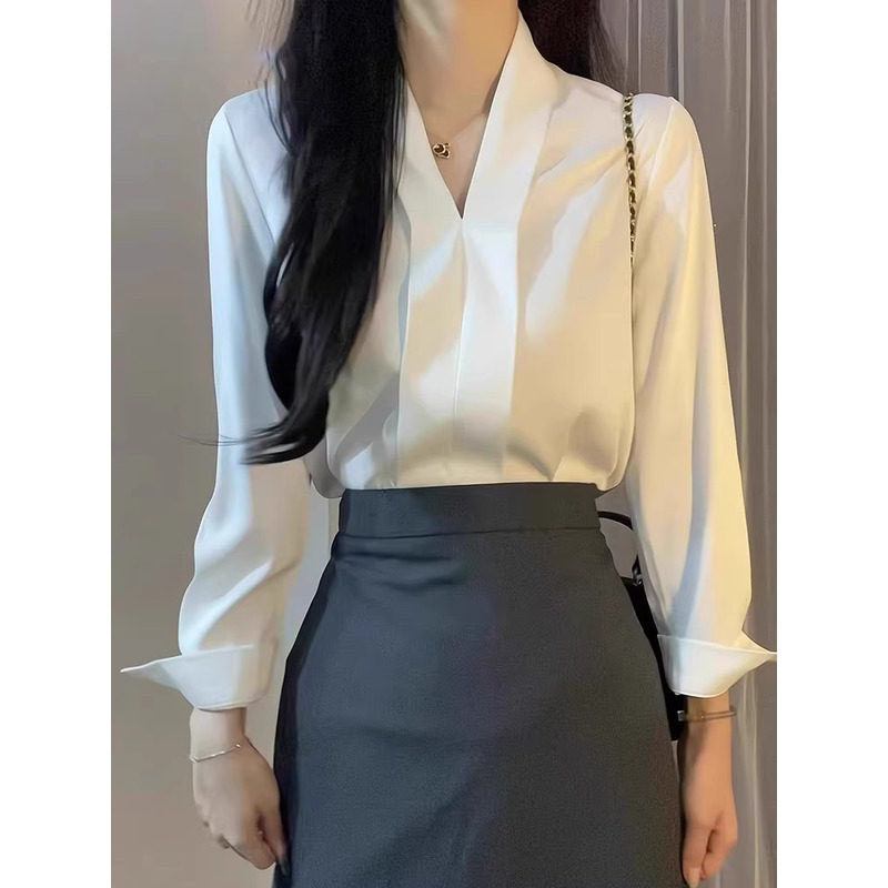 品牌折扣正品女装断码清仓特价不能退换白色正装V领衬衫女夏季新