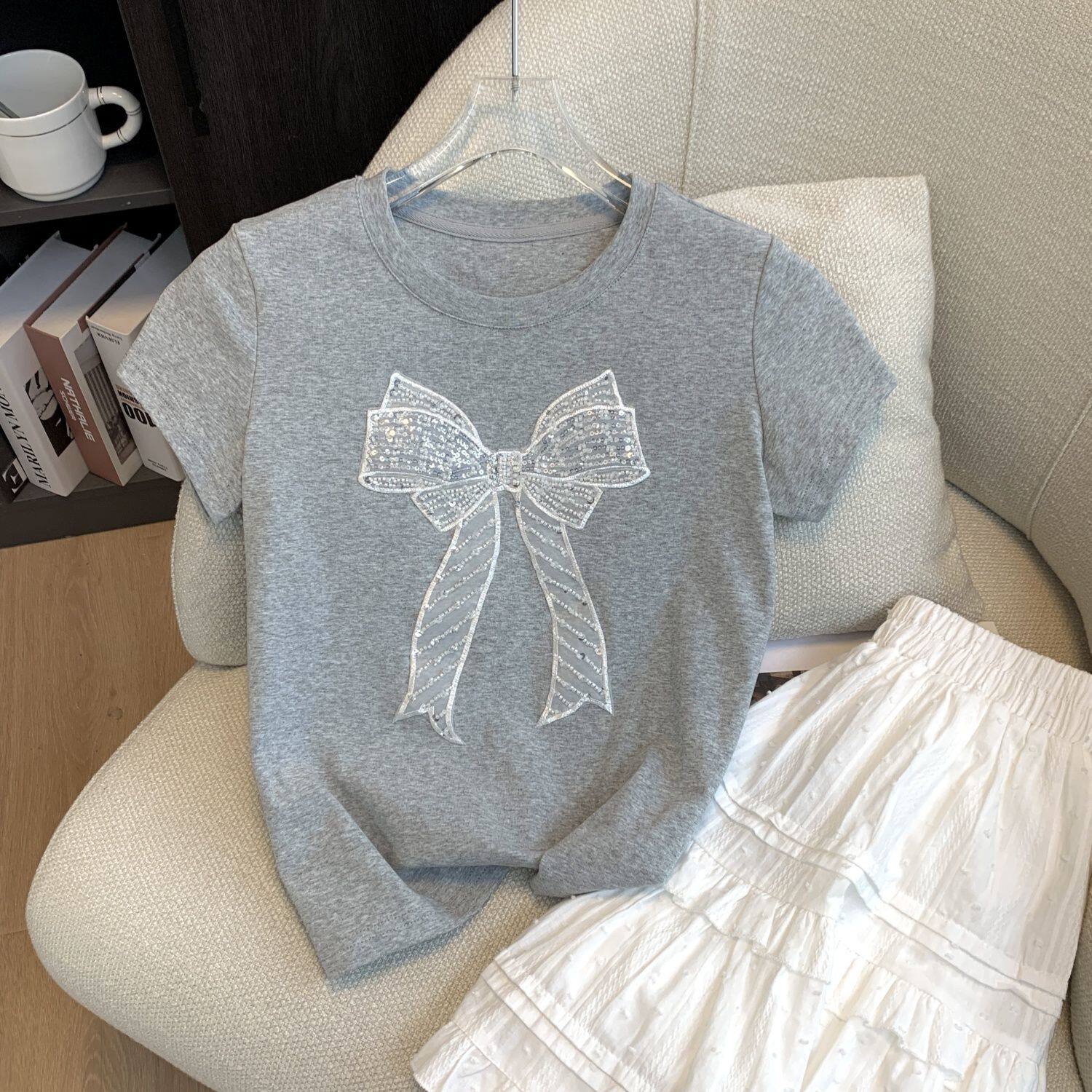 品牌折扣正品女装断码清仓特价不能退换蝴蝶结设计感灰色短袖
