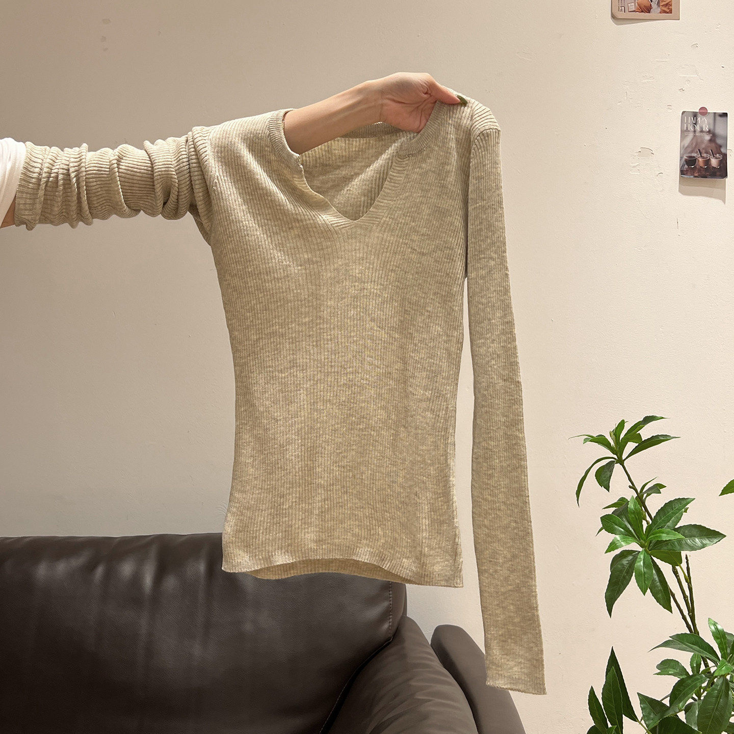 品牌折扣正品女装断码清仓特价不能退换奶茶色V领长袖针织T恤女
