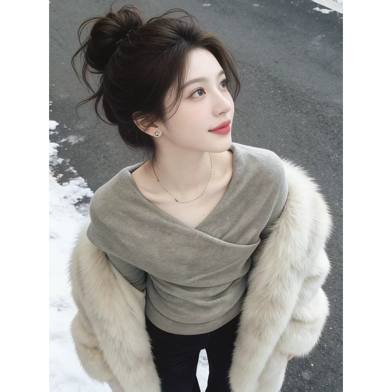 品牌折扣正品女装断码清仓特价不能退换辣妹交叉v领针织衫女秋冬