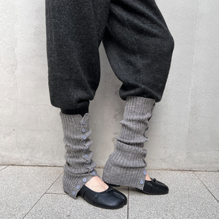 夜间教习室灰色袜套女秋冬针织纽扣开叉保暖堆堆袜显瘦百搭小腿套
