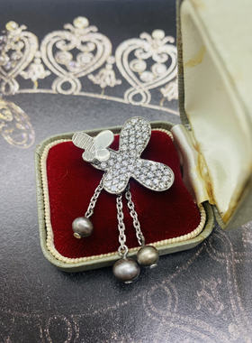 伦敦买回，925银镶嵌天然珍珠蝴蝶吊坠，尺寸2.2*3.8cm重6克