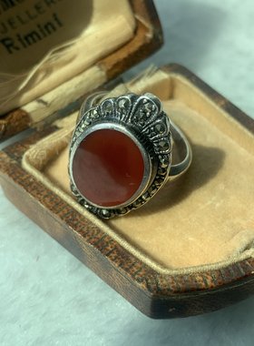 伦敦买回，925银镶马克赛玛瑙戒指，圈口15