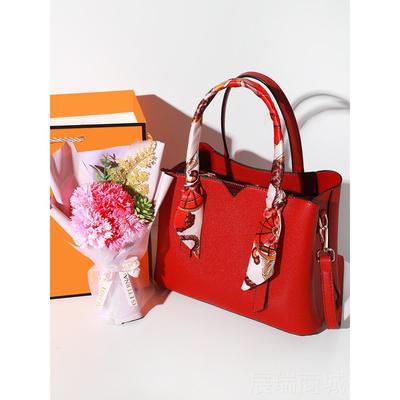 高档母亲节适合年送妈妈的礼物实用包包女给婆婆生日中高4级50感