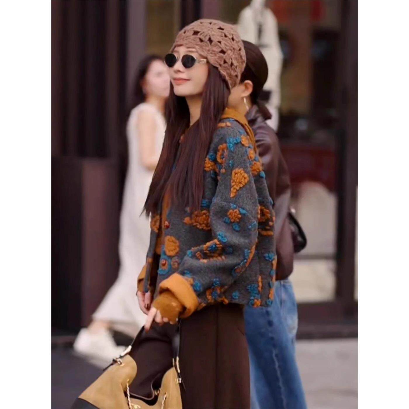 法式绝美气质宽松短款外套女装2025冬季新款时尚绝美百搭保暖上衣