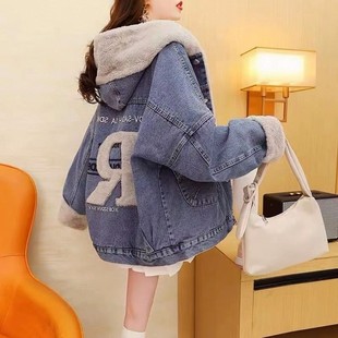 加绒加厚牛仔外套女2025秋冬季新款连帽宽松韩版棉服保暖女上衣