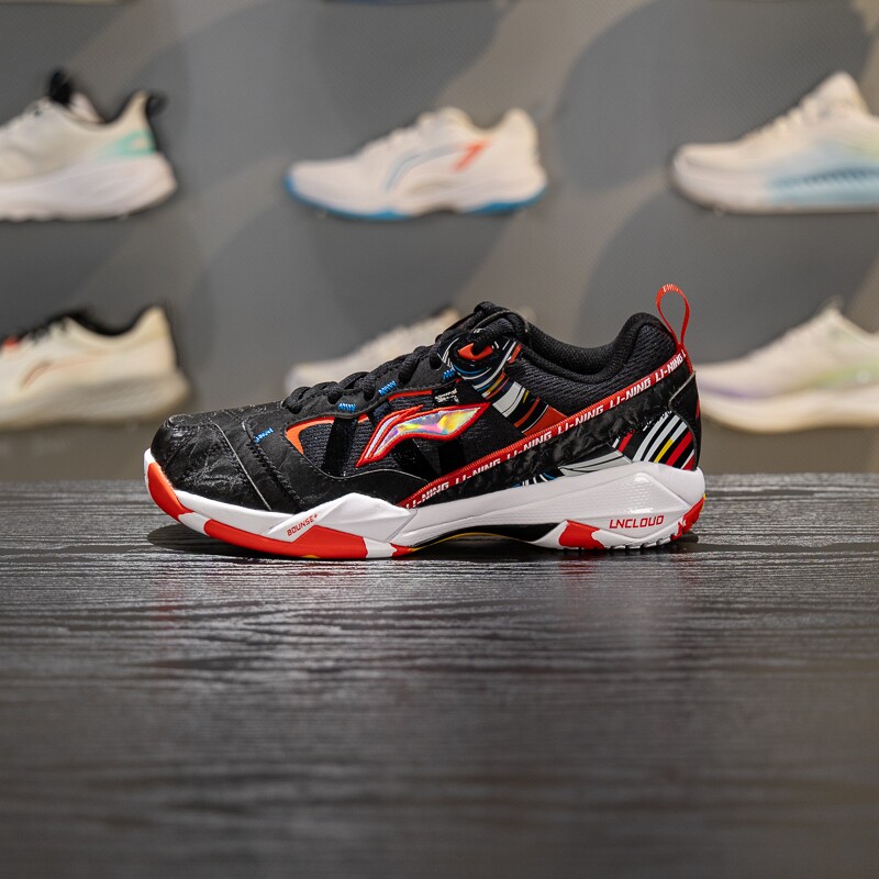 李宁无敌号羽毛球鞋2026男女迷彩缓震防滑专业比赛运动鞋AYZW007