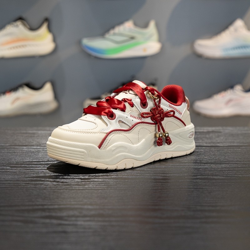 李宁女子蝴蝶兰休闲鞋2026春季新款舒适百搭低帮经典板鞋AGCW008,运动鞋new,运动休闲鞋,淘宝优惠券,粉丝福利购,淘宝优惠卷