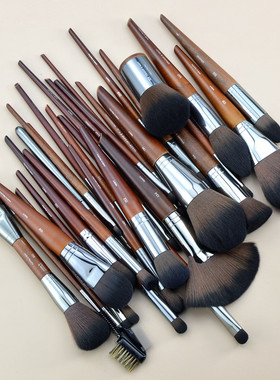 M家make up MUF化妆刷260折角眼刷线眼影刷124散粉刷遮瑕刷腮红刷