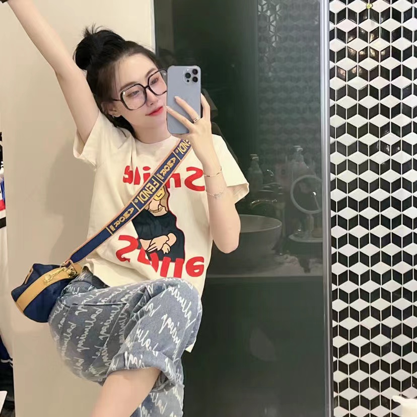 速发奶油杏肩t恤正色夏众新款设计感小季ch港味上衣纯棉体恤