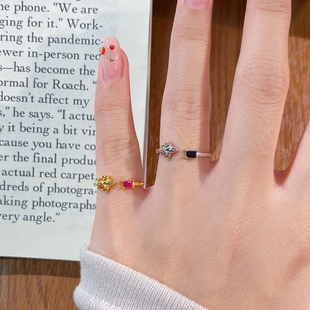 日韩鸢尾花红宝石纯银戒指尾戒小指女小拇指黑色极小小尺寸1号