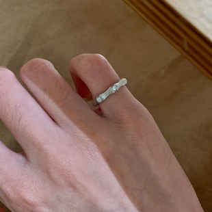 高级拉丝竹节纯银戒指18k黄金色小指女尾戒小拇指小尺寸3号