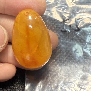 天然蜜蜡原石吊坠 平安扣 带皮
