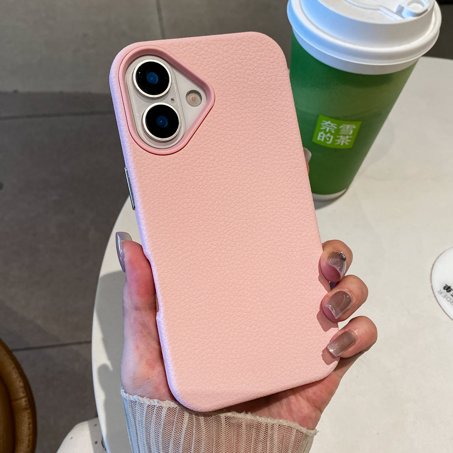 苹果16塑料硬壳简约二合一