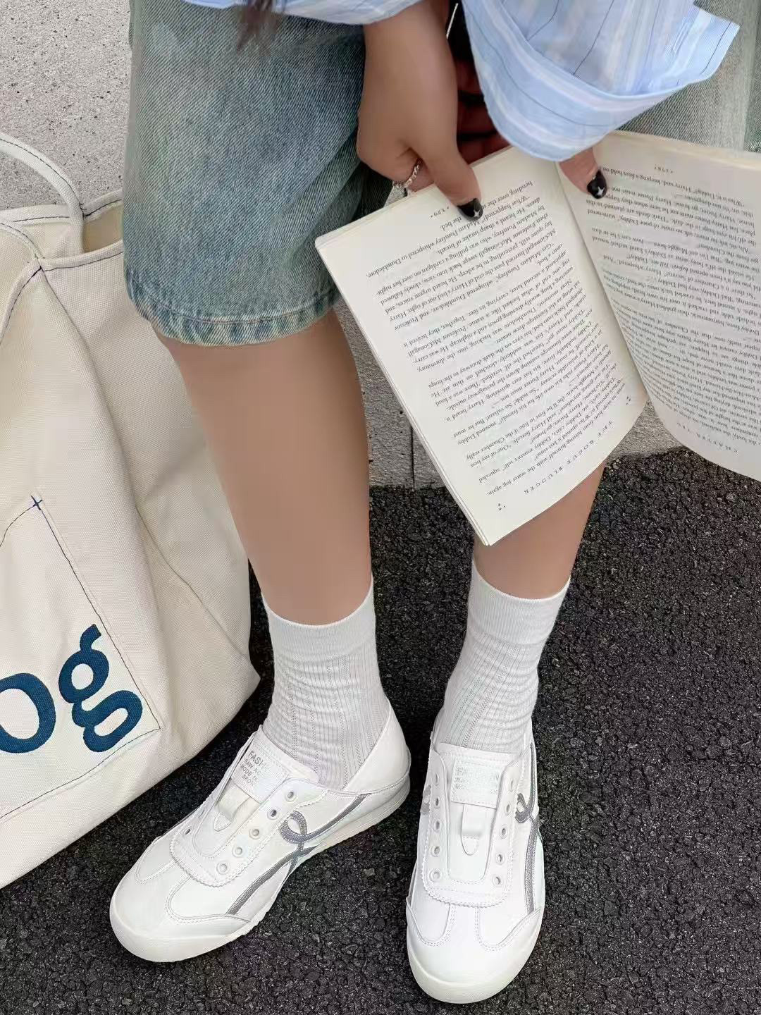 都市星期天专柜正品2025年新款牛皮套脚平底德训鞋女休闲鞋阿甘鞋