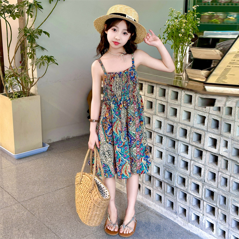 女童吊带连衣裙2025新款大童女装洋气碎花裙儿童夏季度假风沙滩裙