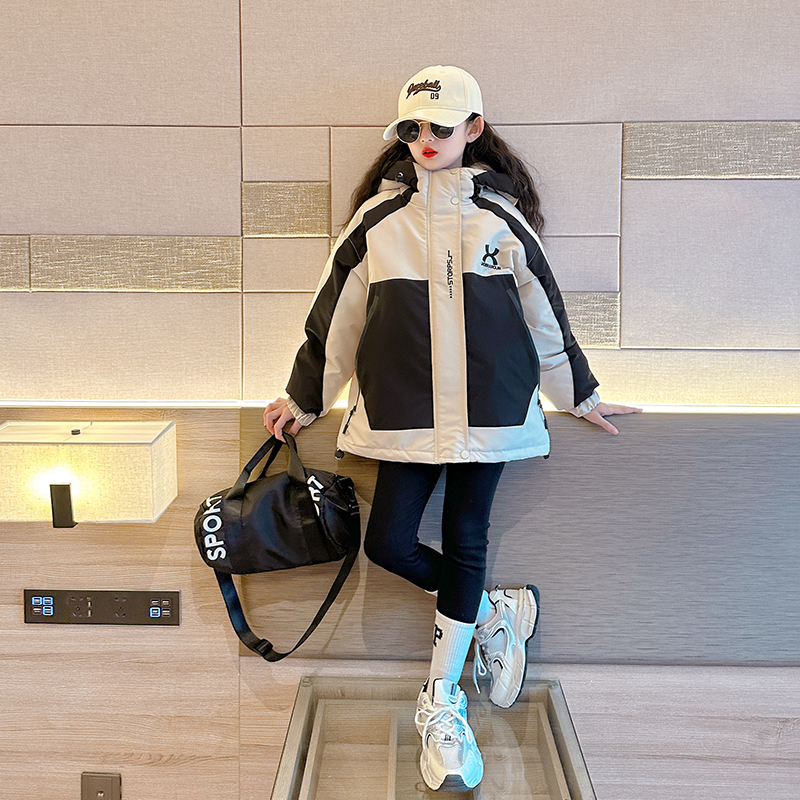 冲锋衣女大童防风保暖白鸭绒外套