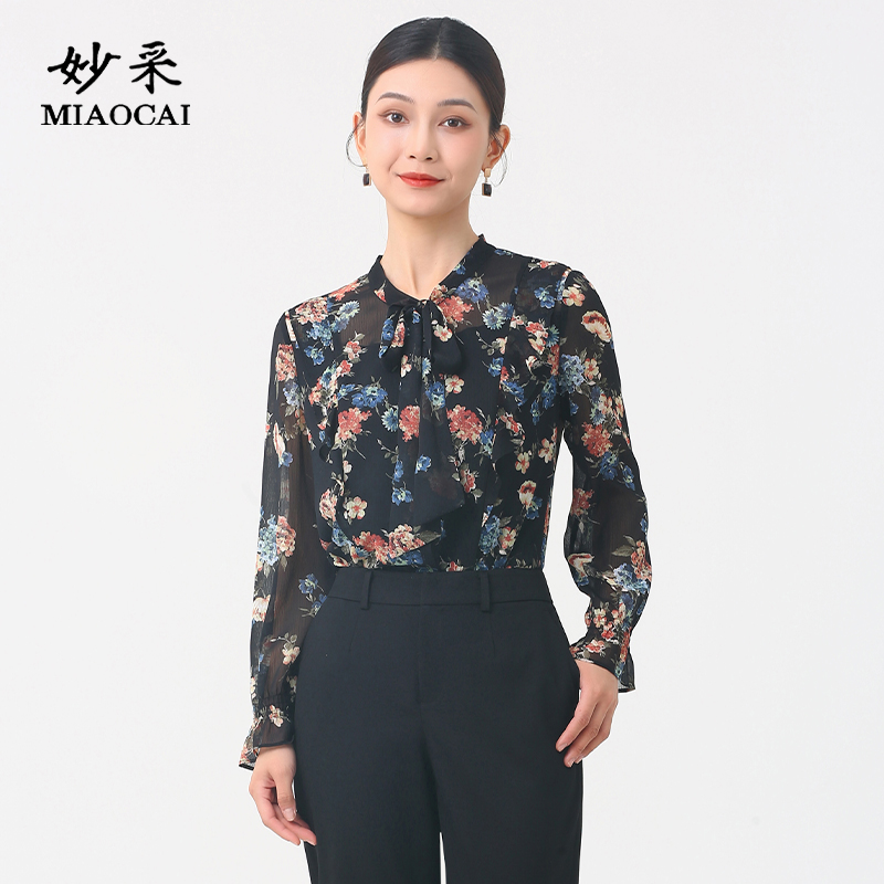 中老年时尚女装长袖印花小衫品牌上衣端庄大气妈妈夏2025新款衣服
