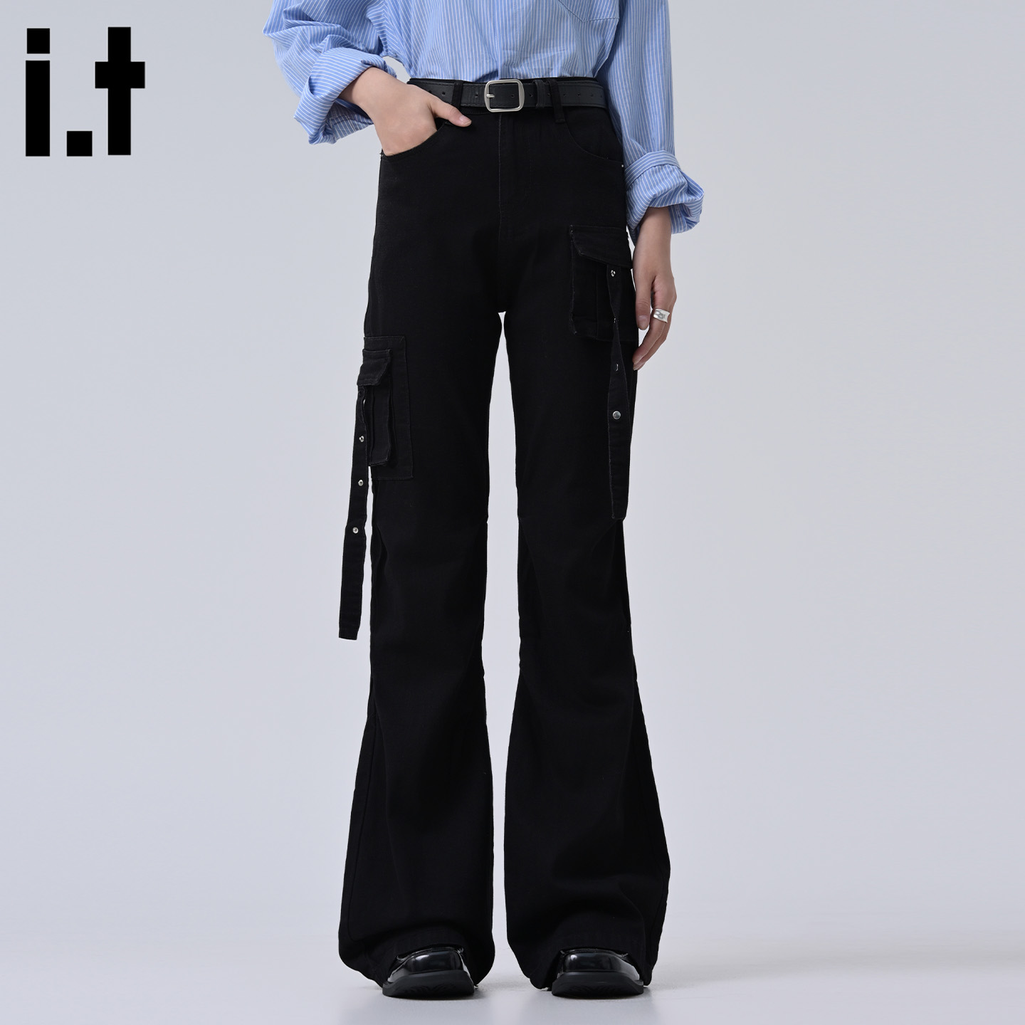 it :5cm/FIVECM潮牌黑色工装裤女士2025新款秋季宽松微喇牛仔长裤