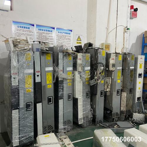 ACS880-04-725A-3变频器，400V三相