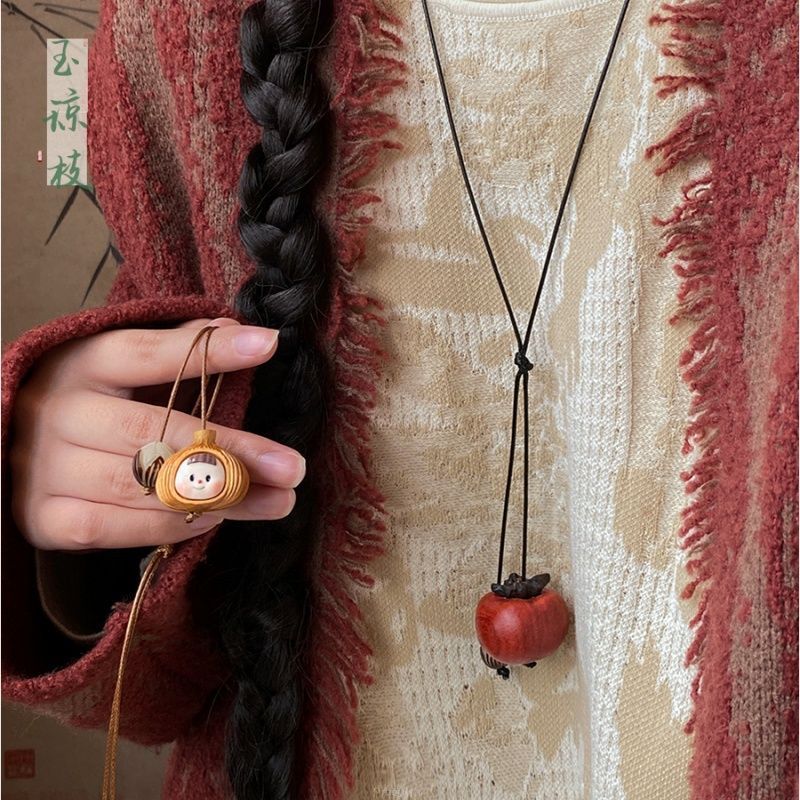 进口新中式菩提血檀木蜜蜡绳吊坠项链女轻奢小众气质感柿柿如意毛
