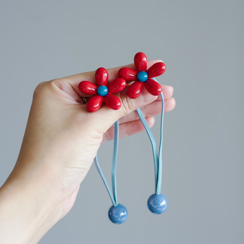 红色花朵儿童缠绕橡皮筋双头发绳