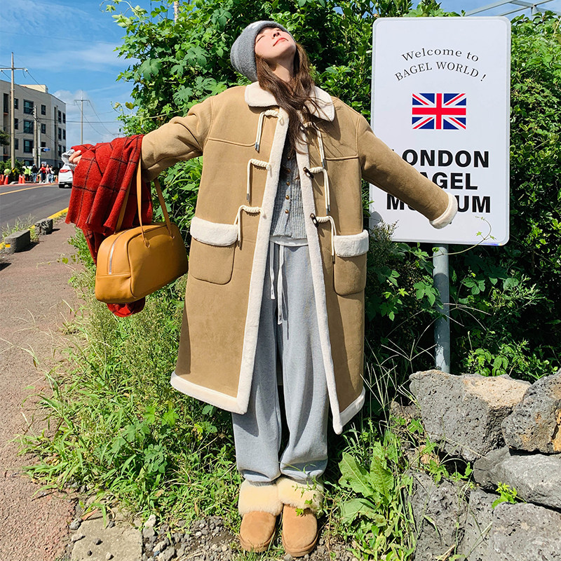 【档口】牛角扣皮毛一体外套2D122-9112-P205控298，女装棉衣/棉服，2D122