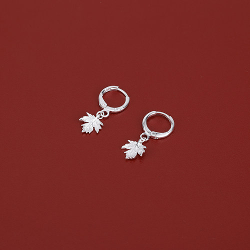 s925银针枫叶耳扣简约小清新耳环