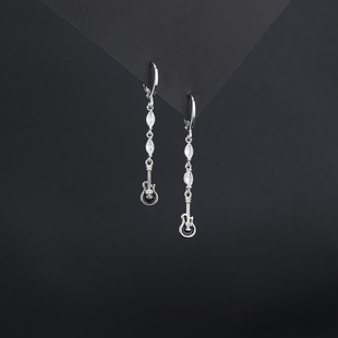 s925银针黑色吉他流苏耳扣女不对称设计感耳环小众气质高级感耳饰