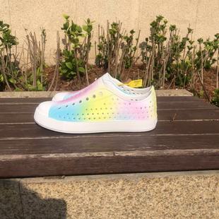 情侣涂鸦喷绘男女ins潮包头涉水透气凉鞋 native洞洞鞋 wnc 2025