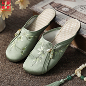 刺绣布鞋 民族风中式 软底绣花拖 居家外穿包头拖鞋 刺绣缎面平跟拖鞋