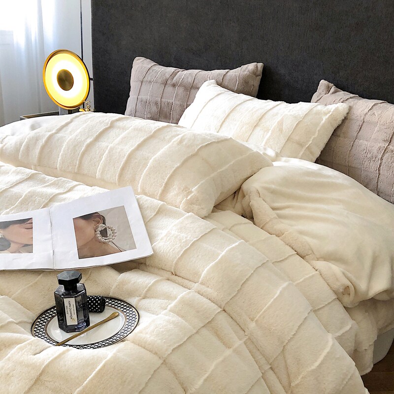 A类獭兔毛牛奶绒四件套冬季保暖珊瑚绒双面绒加厚法兰绒床上用品