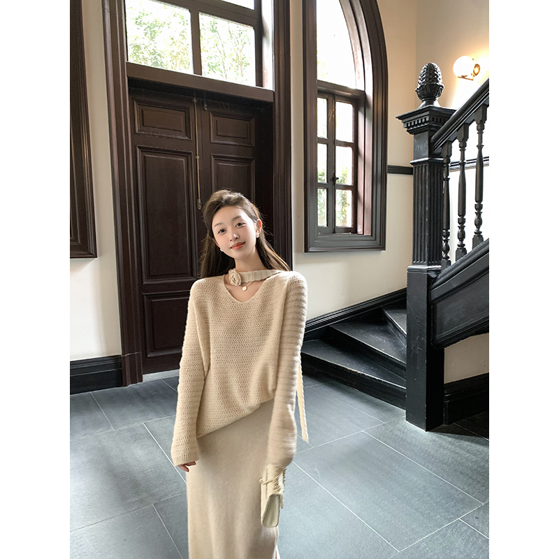 奢汲绵羊毛羊绒绣花领巾针织套装