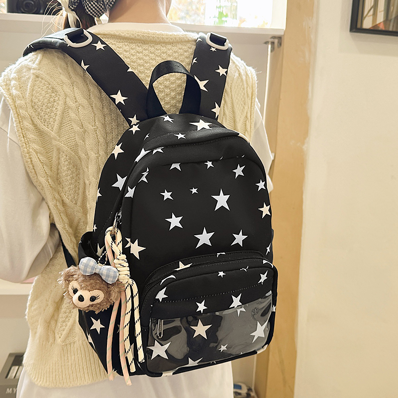 呜咚原创日常百搭学院风痛包