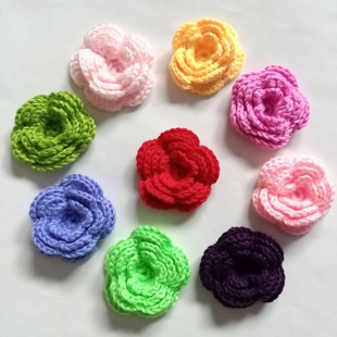 成品手钩毛线花朵手工编织玫瑰花山茶花胸花服装饰品配件6cm