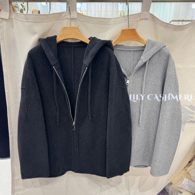 连帽拉链款双面羊绒大衣