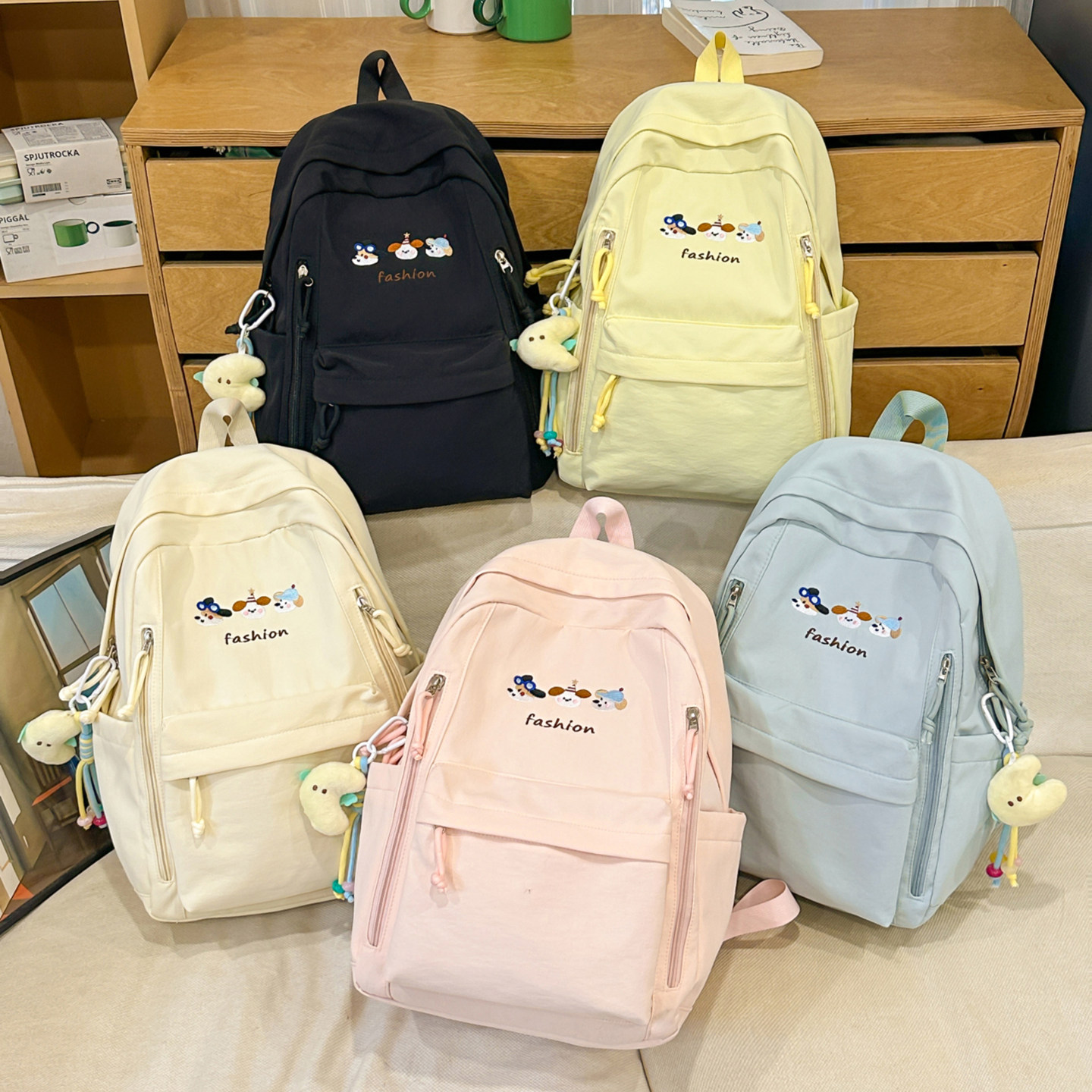 儿童书包女生小学生一二年级超轻可爱双肩包女孩初中旅游研学背包图片