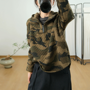 古与色冬季韩版复古迷彩宽松大码百搭舒适棉质加绒连帽卫衣女上衣