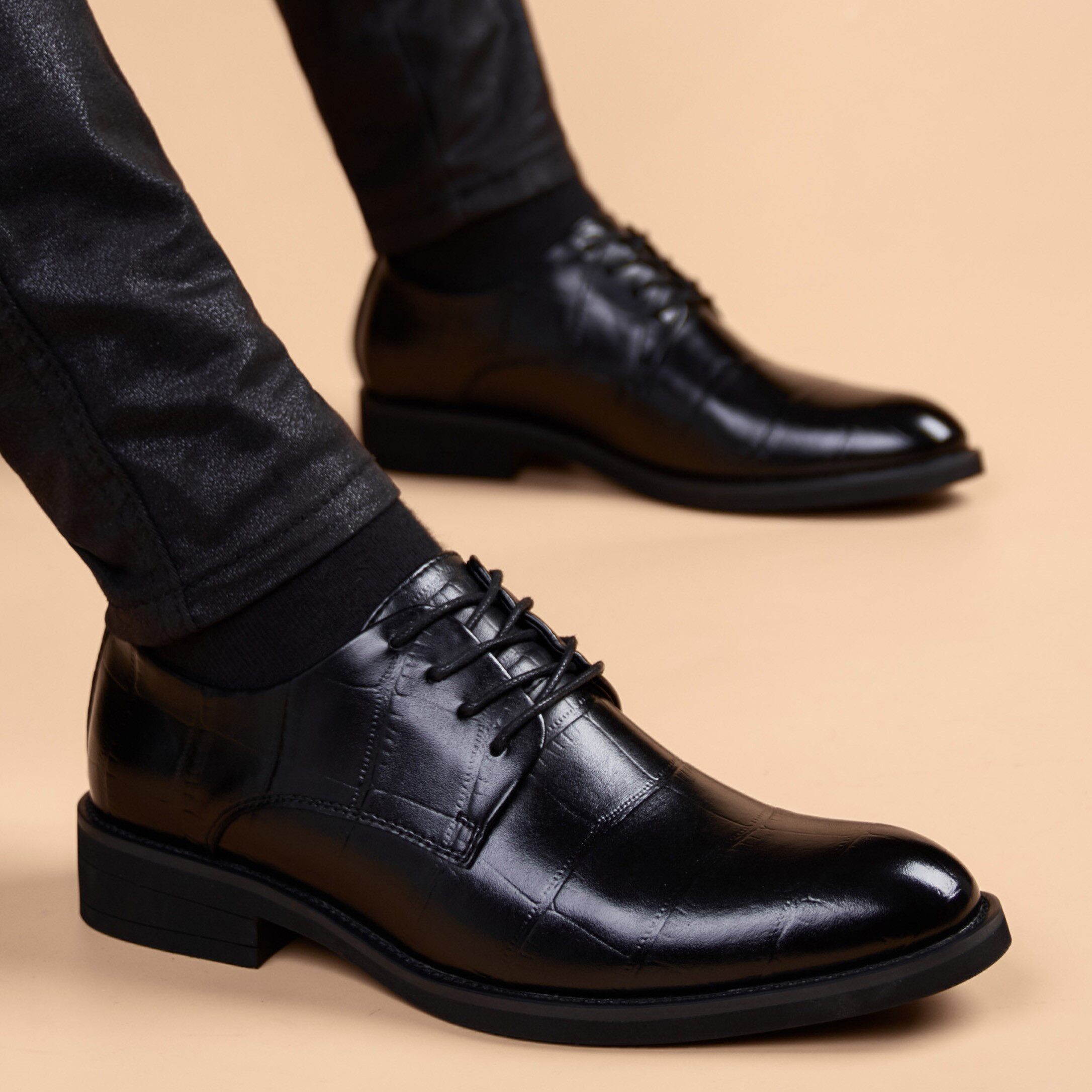 品牌皮鞋男英伦休闲百搭青年商务正装新郎结婚鞋内增高软皮男士鞋