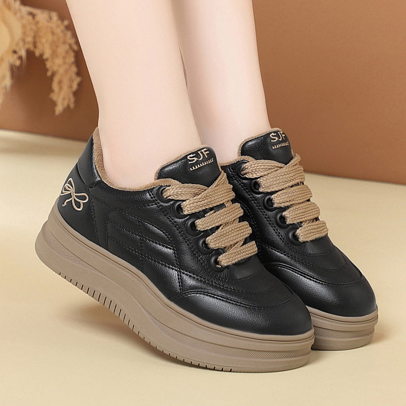 新款季款舒适平底休闲跑步鞋百搭运动鞋厚底轻便面包鞋女加绒男靴