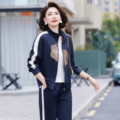 2025新款洋气外套中年妈妈春装套装女中老年女装春秋季运动