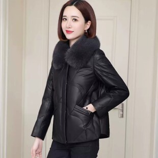 海宁皮衣羽绒棉服女2026冬季新款真狐狸毛领短款小个子皮草外套潮